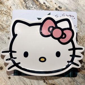 NWOT Hello Kitty Ceramic Plate